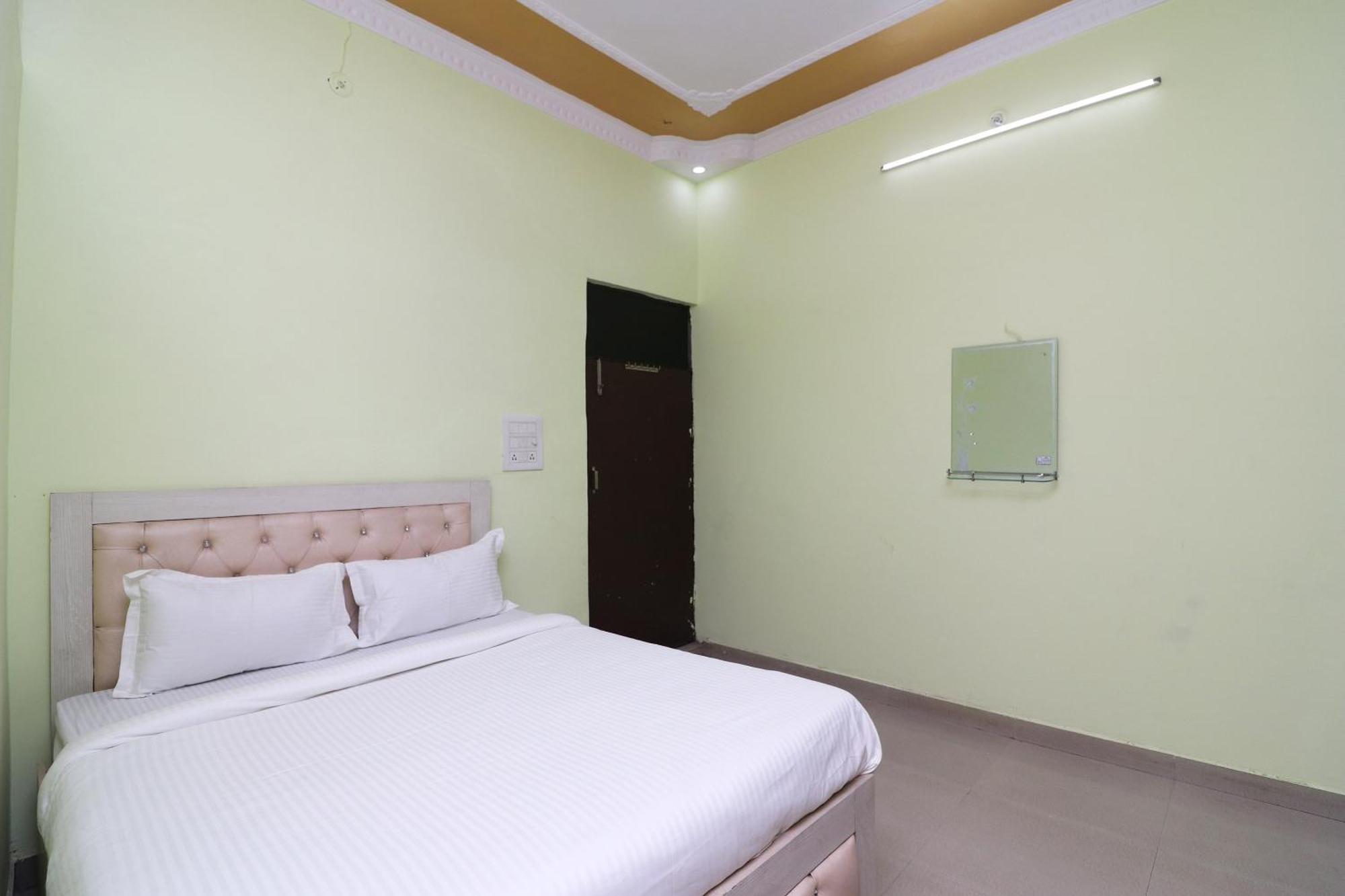 Hotel O Mulaqat Dadri Bagian luar foto