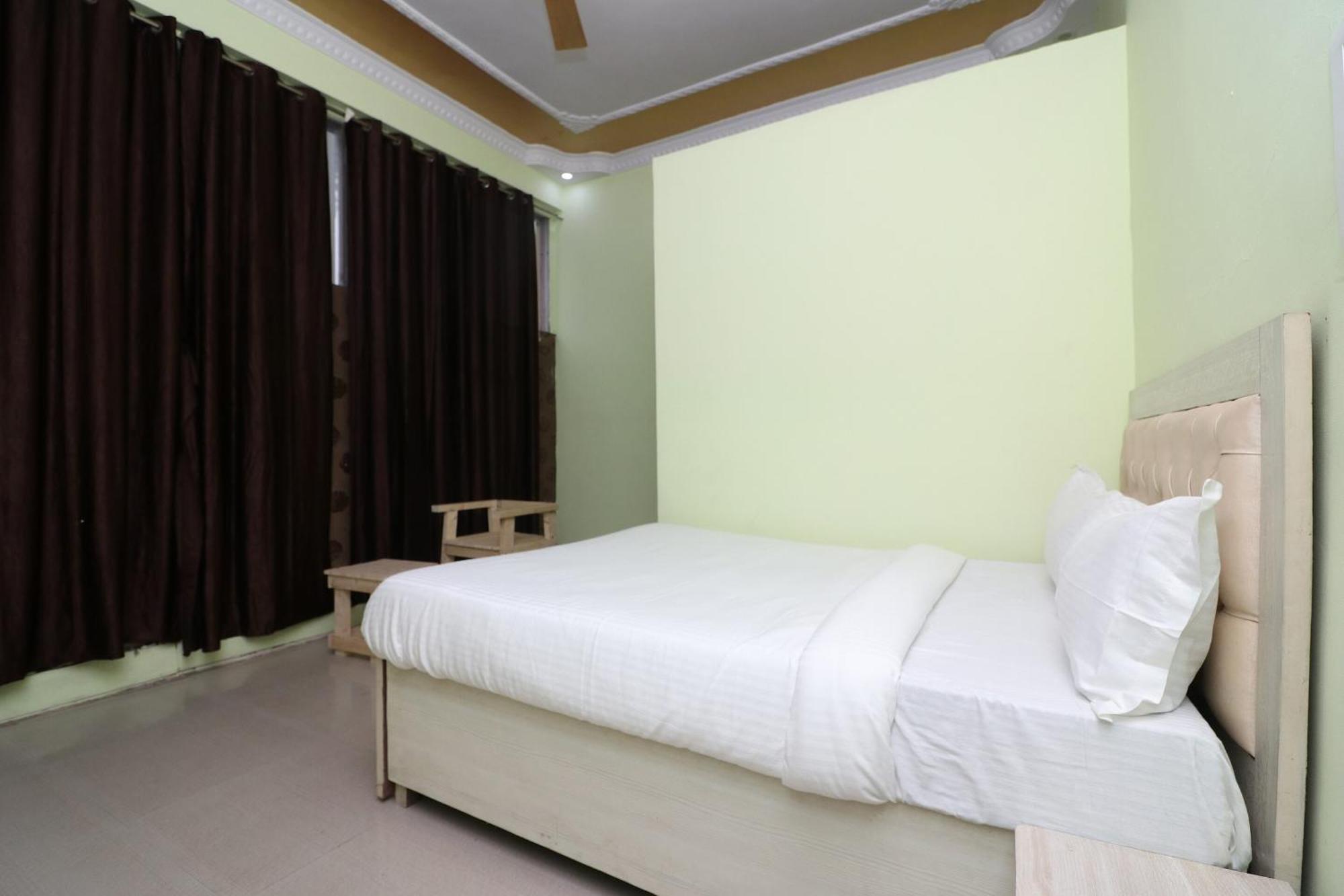 Hotel O Mulaqat Dadri Bagian luar foto