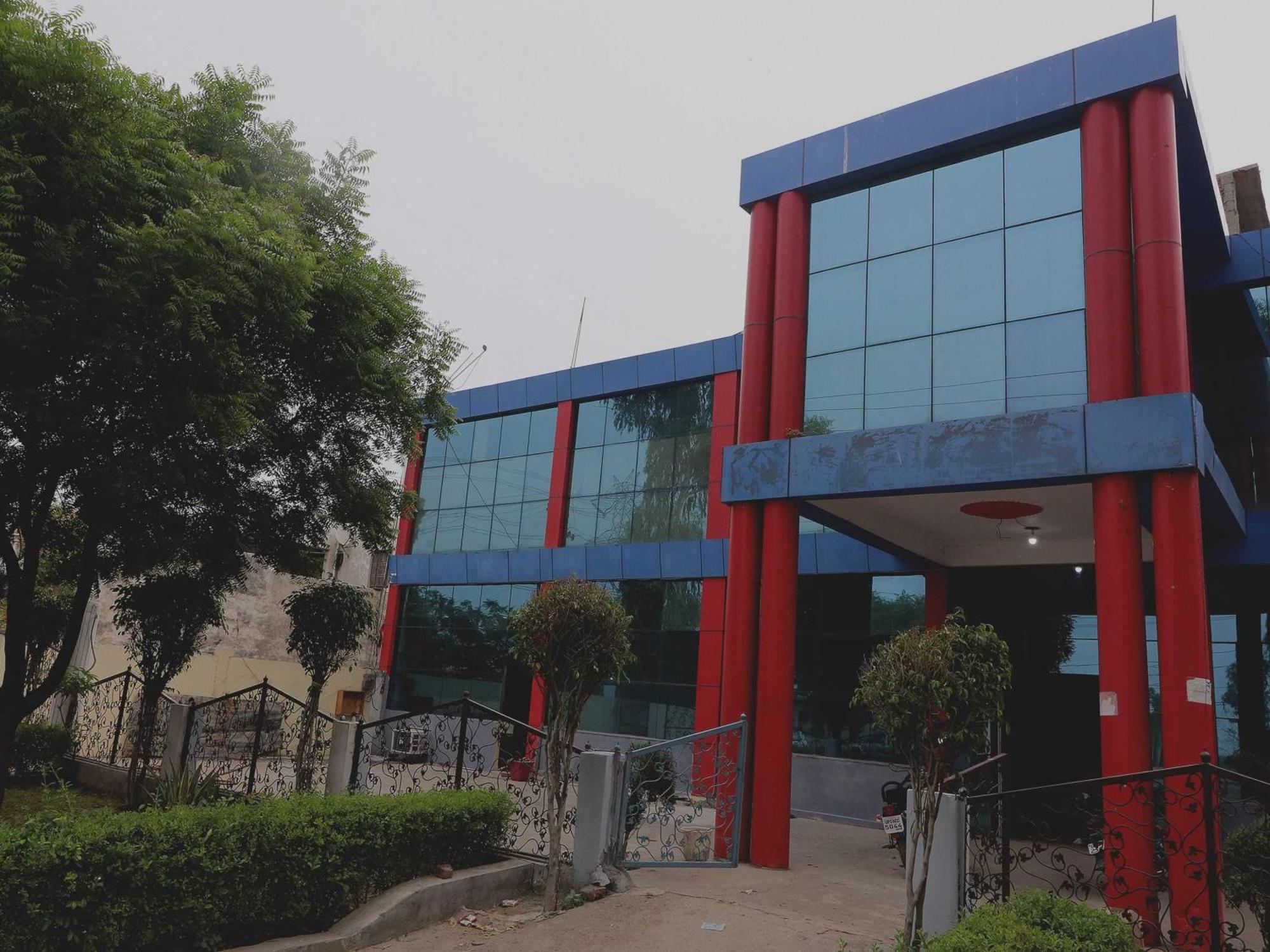 Hotel O Mulaqat Dadri Bagian luar foto
