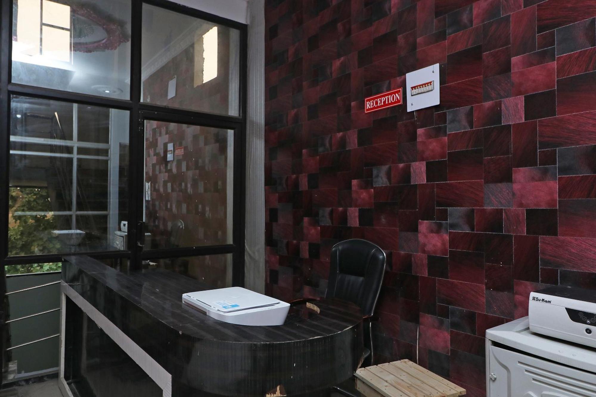 Hotel O Mulaqat Dadri Bagian luar foto